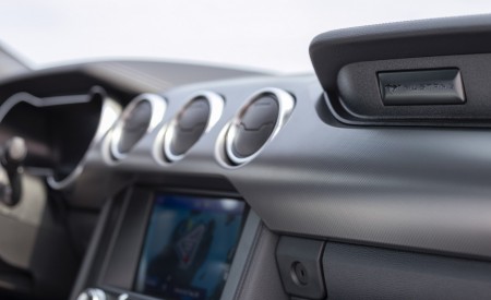 2022 Ford Mustang GT Stealth Edition Interior Detail Wallpapers 450x275 (15)