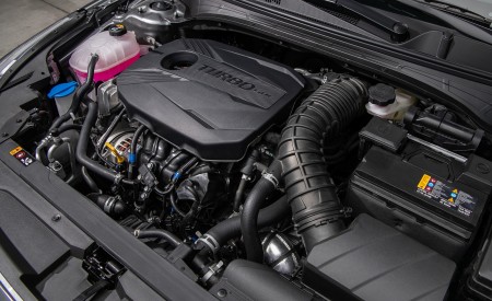 2022 Kia Forte GT Engine Wallpapers 450x275 (17)