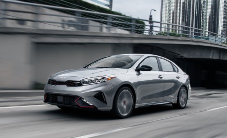 2022 Kia Forte GT Front Three-Quarter Wallpapers 450x275 (10)