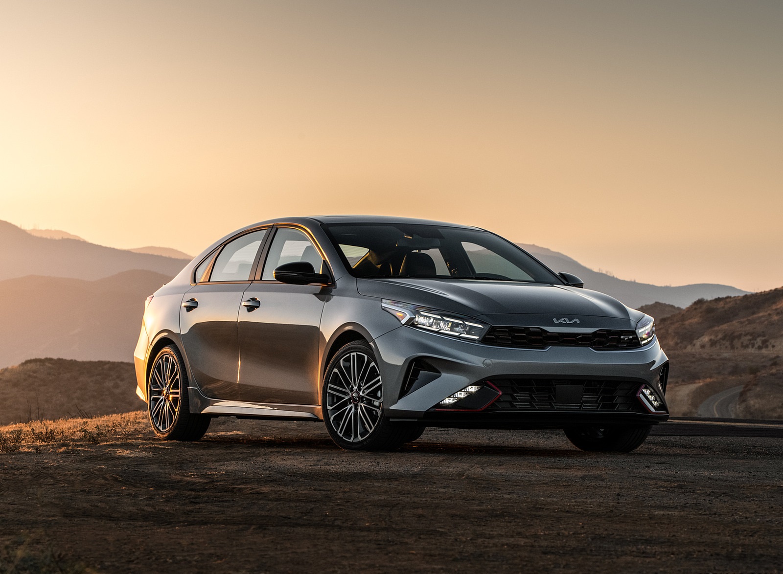 2022 Kia Forte GT Front Three-Quarter Wallpapers  (7)