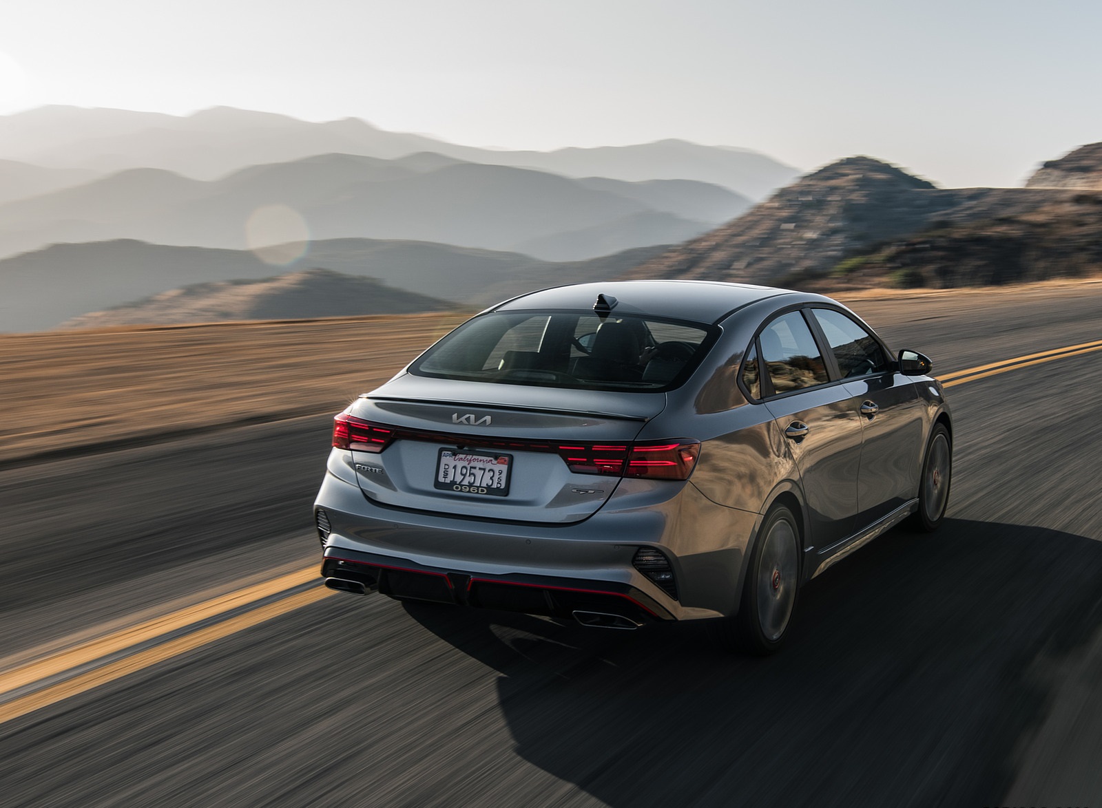 2022 Kia Forte GT Rear Wallpapers (4)