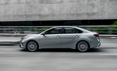 2022 Kia Forte GT Side Wallpapers 450x275 (13)