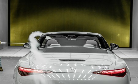 2022 Mercedes-AMG SL 55 4MATIC+ (Color: Alpine Grey Uni) Aerodynamics Wallpapers 450x275 (54)