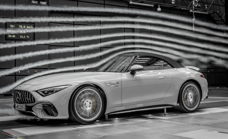 2022 Mercedes-AMG SL 55 4MATIC+ (Color: Alpine Grey Uni) Aerodynamics Wallpapers 450x275 (59)