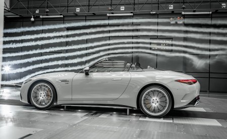 2022 Mercedes-AMG SL 55 4MATIC+ (Color: Alpine Grey Uni) Aerodynamics Wallpapers 450x275 (60)