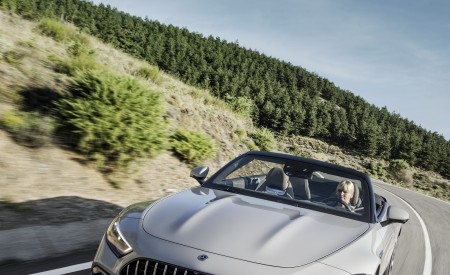 2022 Mercedes-AMG SL 55 4MATIC+ (Color: Alpine Grey Uni) Front Wallpapers 450x275 (12)