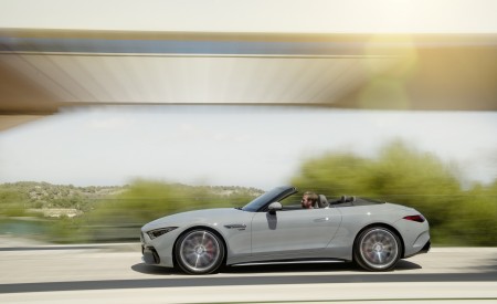 2022 Mercedes-AMG SL 55 4MATIC+ (Color: Alpine Grey Uni) Side Wallpapers 450x275 (23)