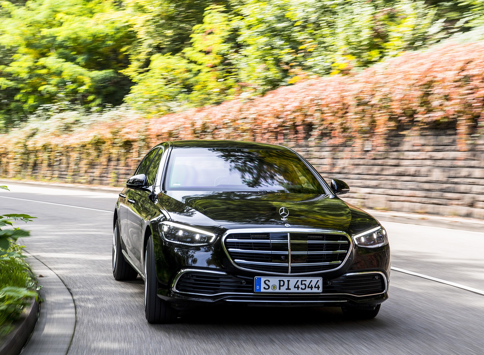 2022 Mercedes-Benz S 680 GUARD 4MATIC Front Wallpapers  (10)