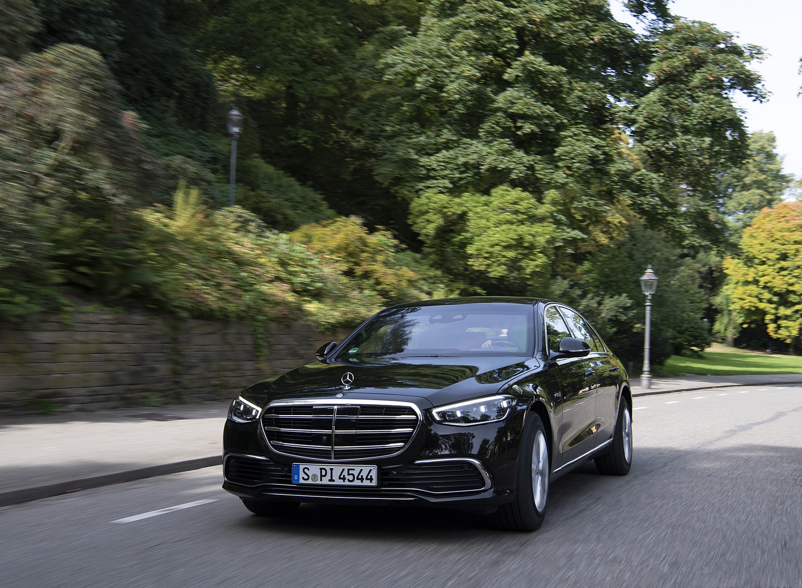 2022 Mercedes-Benz S 680 GUARD 4MATIC Front Wallpapers (11)