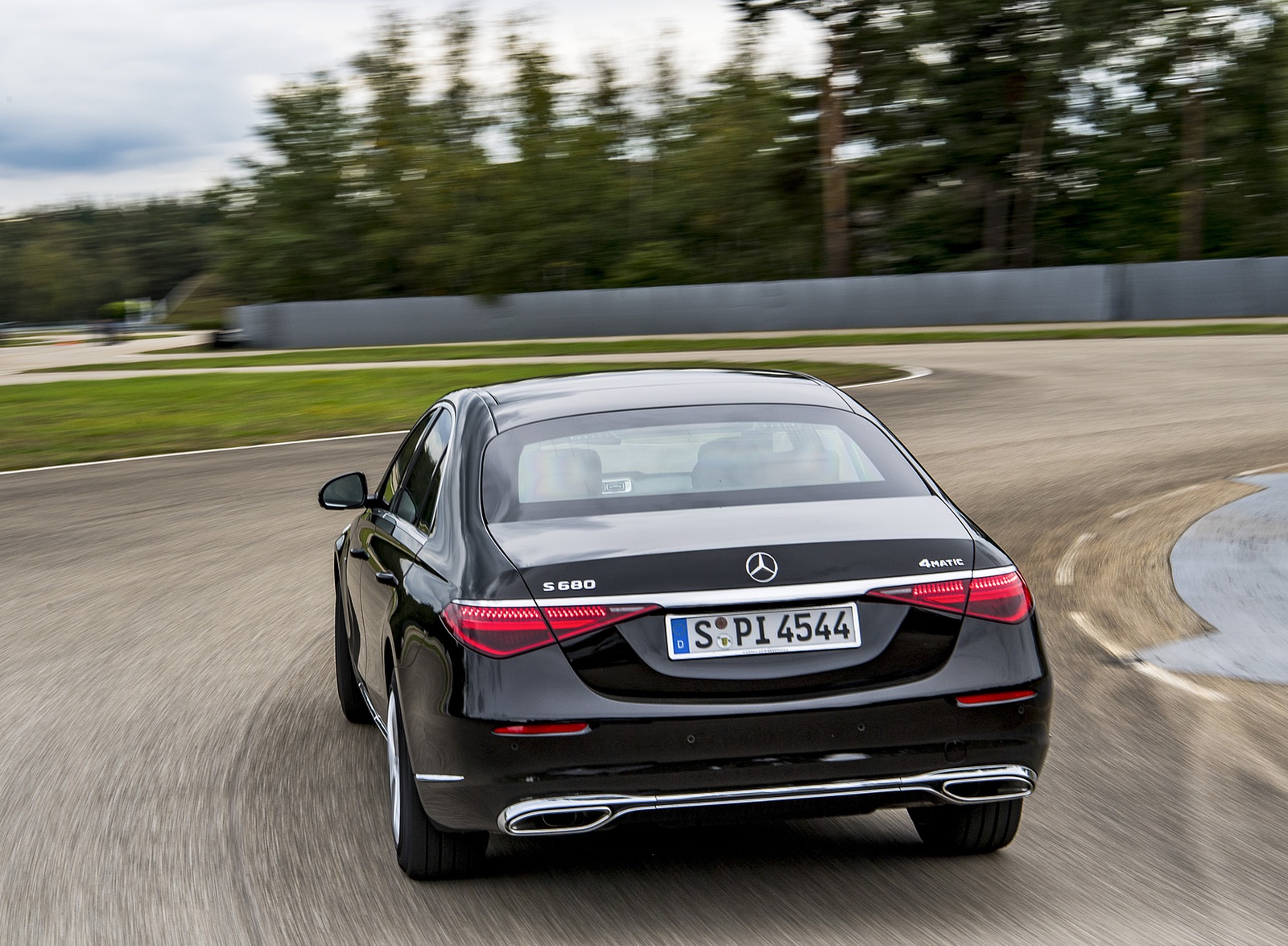2022 Mercedes-Benz S 680 GUARD 4MATIC Rear Wallpapers (5)