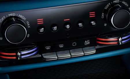 2022 Rolls-Royce Ghost Black Badge Central Console Wallpapers 450x275 (37)