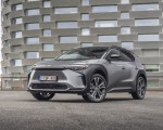 2022 Toyota bZ4X BEV (Euro-Spec) Front Three-Quarter Wallpapers 150x120