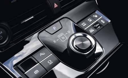 2022 Toyota bZ4X BEV (Euro-Spec) Interior Detail Wallpapers 450x275 (89)