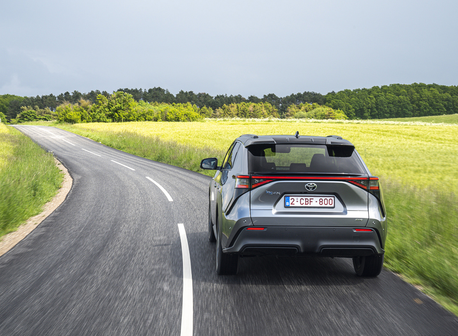 2022 Toyota bZ4X BEV (Euro-Spec) Rear Wallpapers (11)