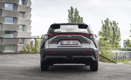 2022 Toyota bZ4X BEV (Euro-Spec) Rear Wallpapers 450x275 (65)