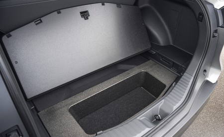 2022 Toyota bZ4X BEV (Euro-Spec) Trunk Wallpapers  450x275 (106)