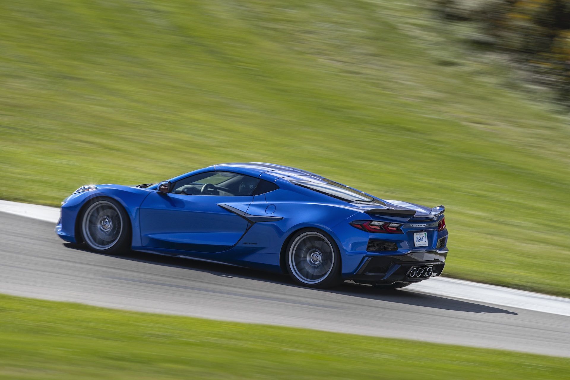 2023 Chevrolet Corvette Z06 Side Wallpapers #43 of 46