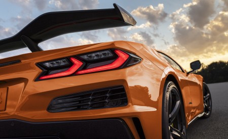 2023 Chevrolet Corvette Z06 Tail Light Wallpapers 450x275 (32)
