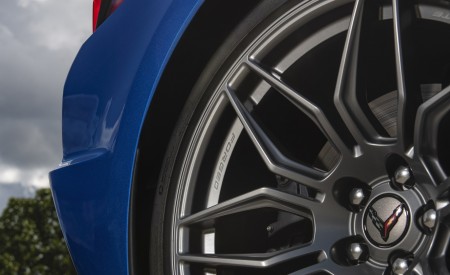 2023 Chevrolet Corvette Z06 Wheel Wallpapers 450x275 (18)