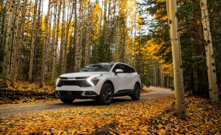 2023 Kia Sportage SX Front Three-Quarter Wallpapers 450x275 (17)