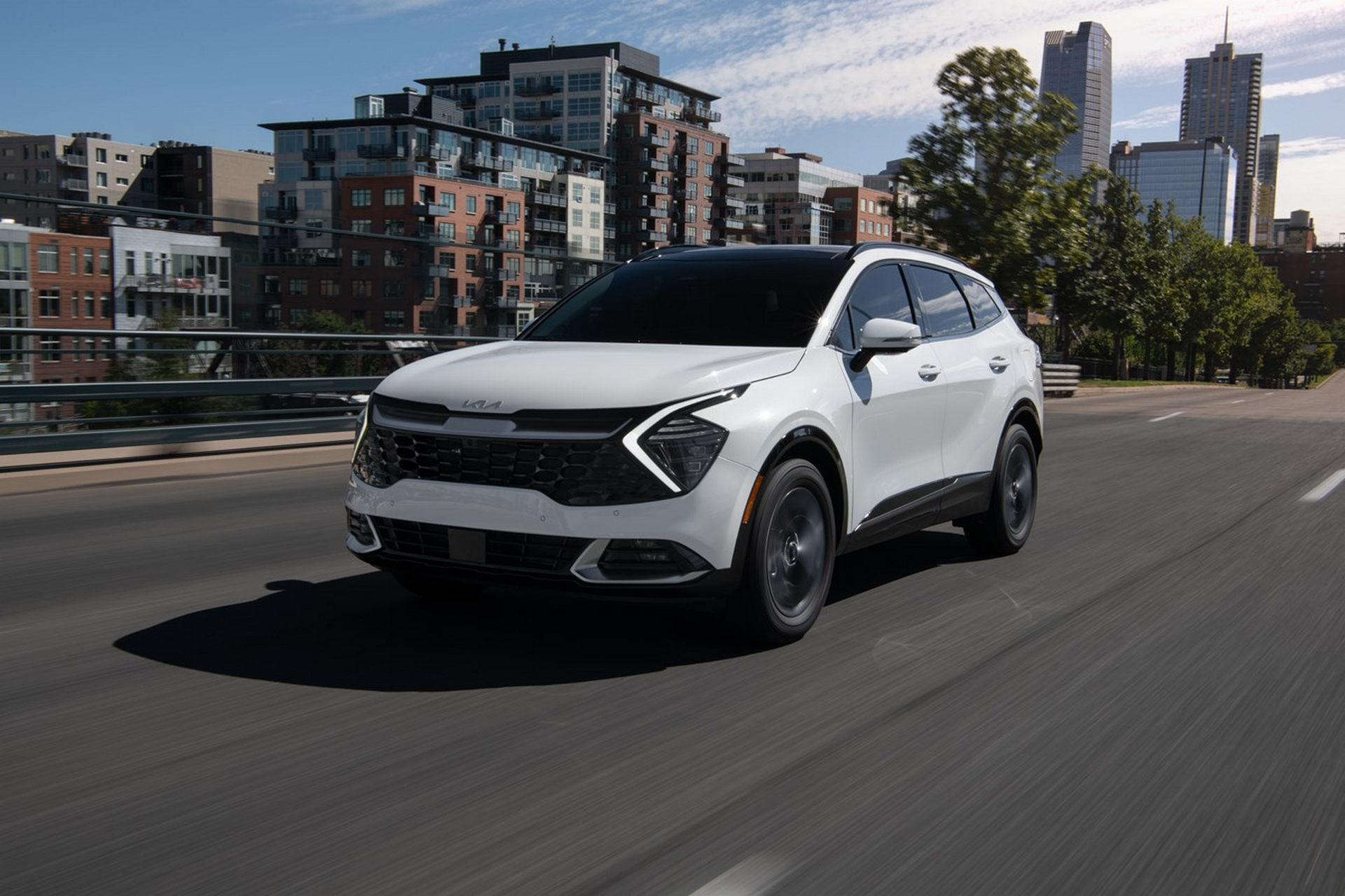 2023 Kia Sportage SX Front Three-Quarter Wallpapers #9 of 19