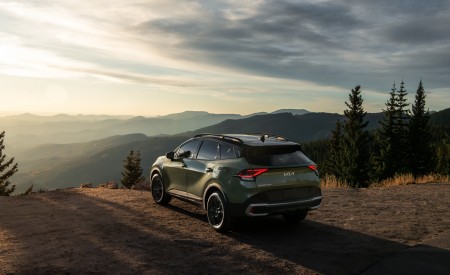 2023 Kia Sportage X-Pro Rear Three-Quarter Wallpapers 450x275 (21)