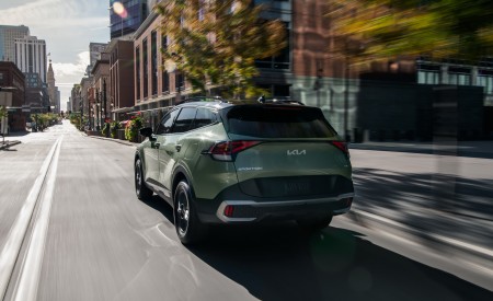 2023 Kia Sportage X-Pro Rear Wallpapers 450x275 (12)