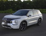 2023 Mitsubishi Outlander PHEV Front Three-Quarter Wallpapers 150x120 (2)