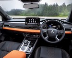 2023 Mitsubishi Outlander PHEV Interior Wallpapers 150x120 (5)