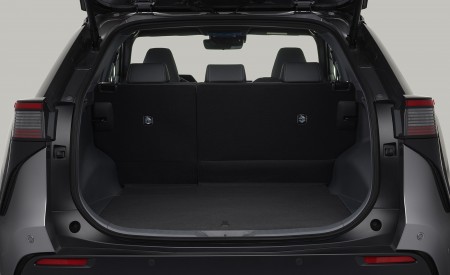2023 Toyota bZ4X BEV Trunk Wallpapers 450x275 (143)