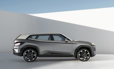 2021 BMW XM Concept Side Wallpapers 450x275 (35)