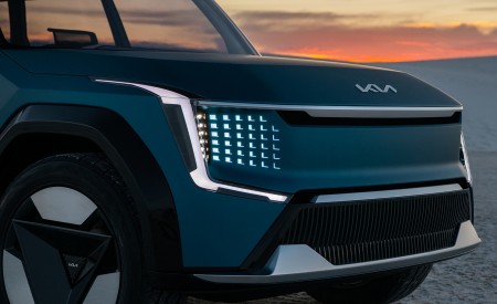 2021 Kia EV9 Concept Headlight Wallpapers 450x275 (18)