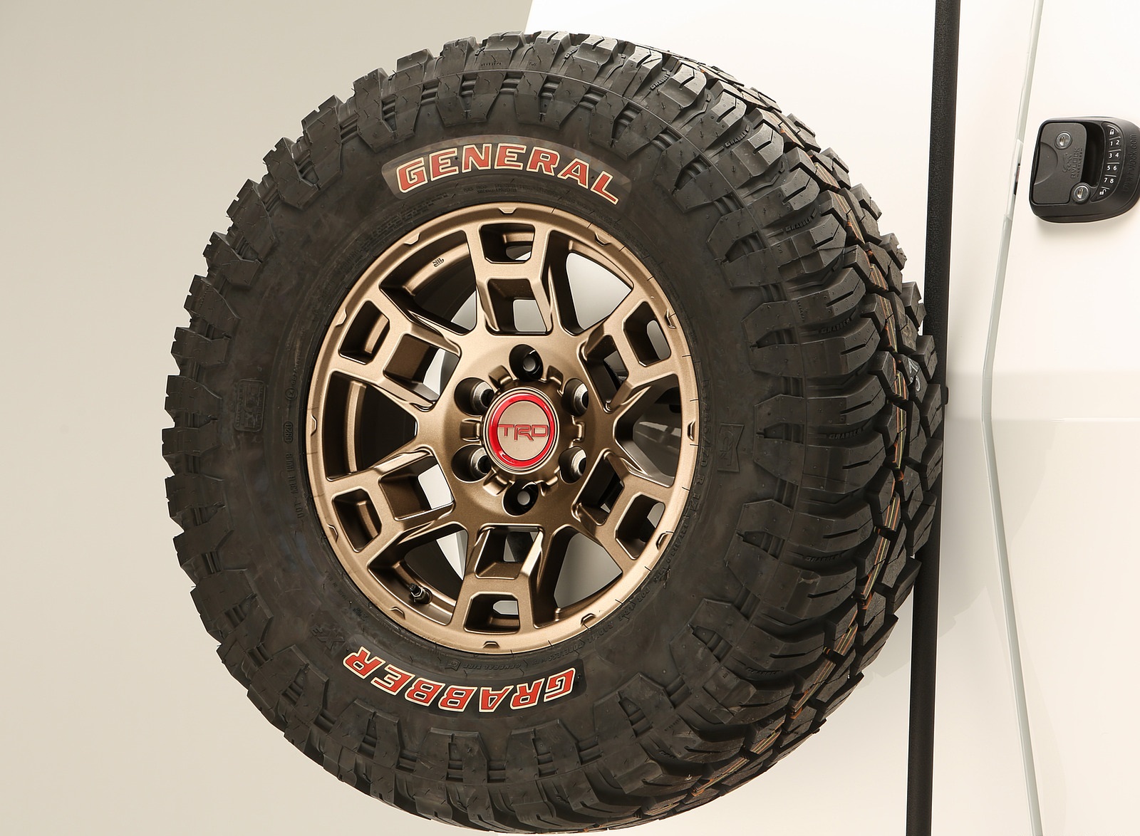 2021 Toyota Tacoma TacoZilla Camper Concept Detail Wallpapers (11)