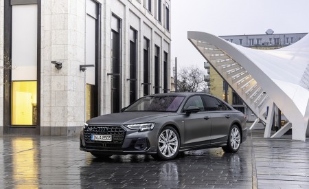 2022 Audi A8 (Color: Daytona Grey Matt Effect) Front Three-Quarter Wallpapers 450x275 (8)