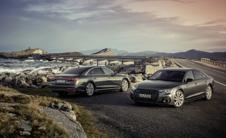 2022 Audi A8 (Color: Daytona Grey Matt Effect) Wallpapers 450x275 (30)