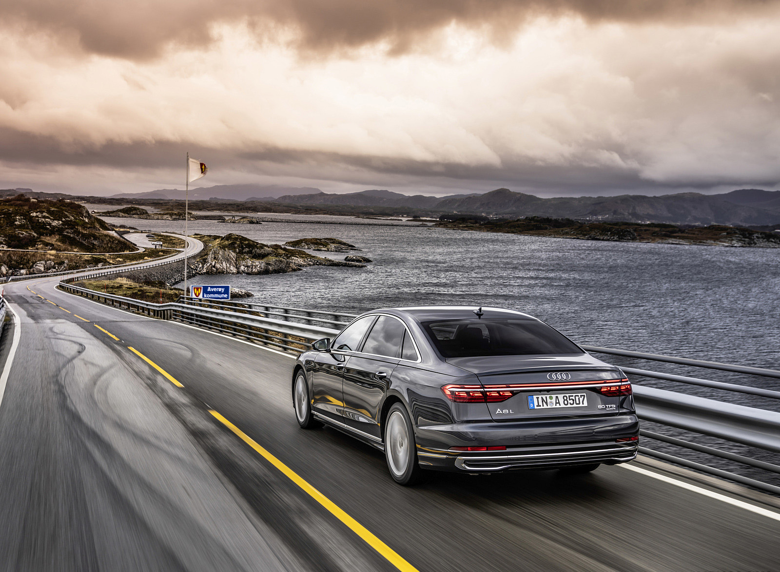 2022 Audi A8 L (Color: Manhattan Grey) Rear Three-Quarter Wallpapers (12)