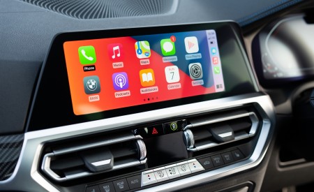 2022 BMW M440i xDrive Gran Coupé (UK-Spec) Central Console Wallpapers 450x275 (30)