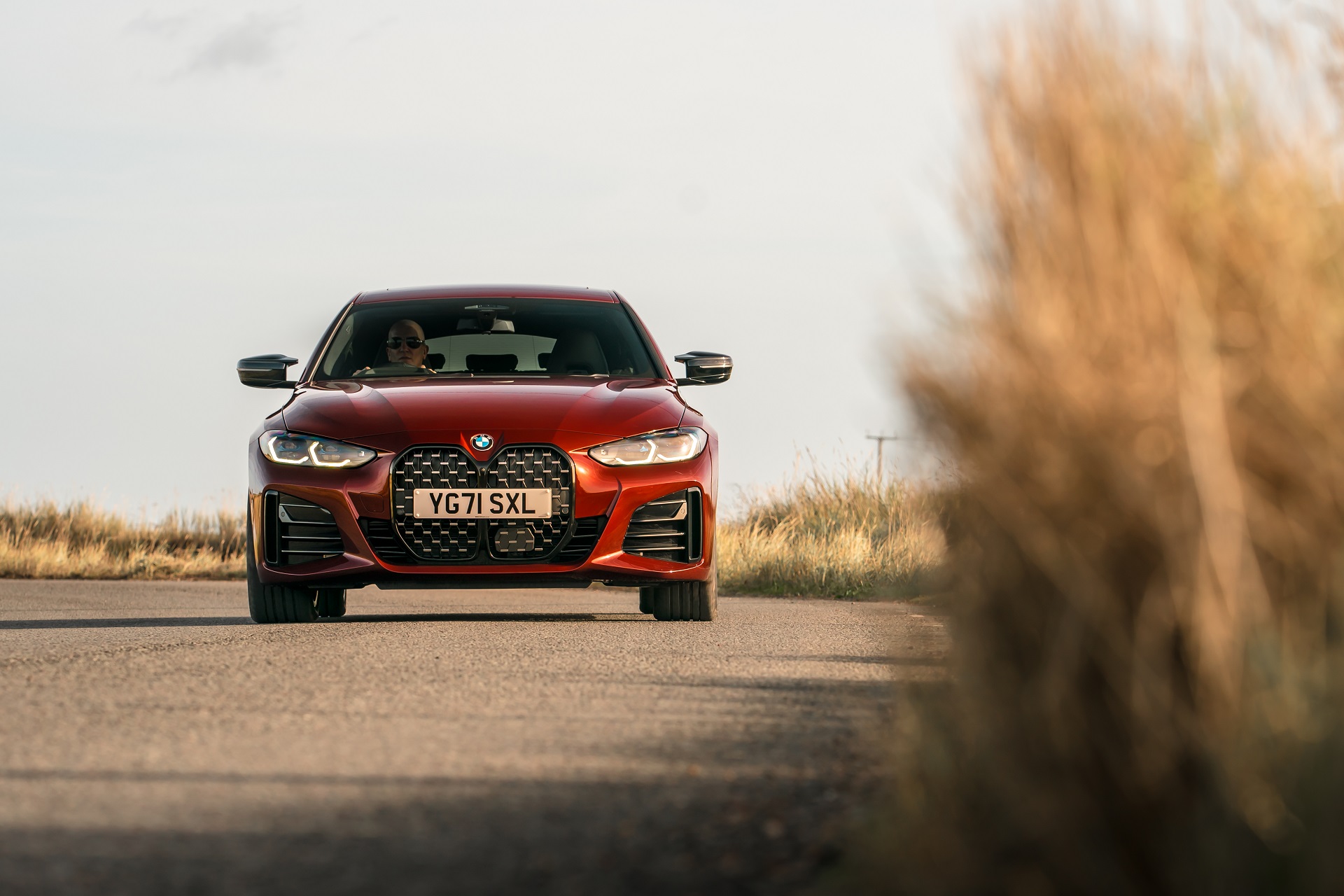 2022 BMW M440i xDrive Gran Coupé (UK-Spec) Front Wallpapers (10)