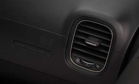 2022 Dodge Challenger SRT Hellcat Redeye Widebody Jailbreak Interior Detail Wallpapers 450x275 (11)