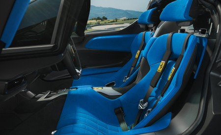 2022 Ferrari Daytona SP3 Interior Seats Wallpapers 450x275 (17)