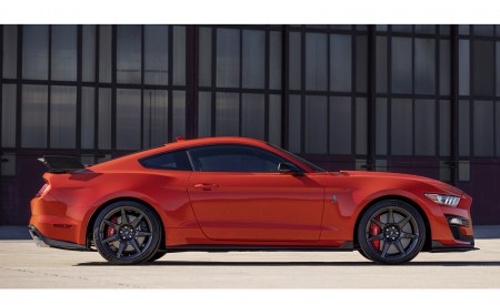 2022 Ford Mustang Shelby GT500 Side Wallpapers 450x275 (10)