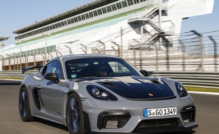 2022 Porsche 718 Cayman GT4 RS (Color: Arctic Grey) Front Three-Quarter Wallpapers 450x275 (111)