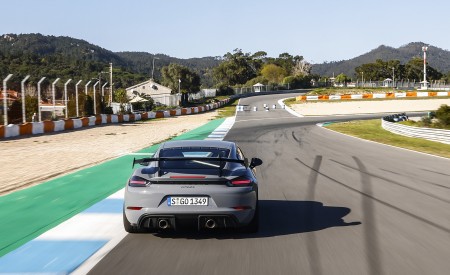 2022 Porsche 718 Cayman GT4 RS (Color: Arctic Grey) Rear Wallpapers  450x275 (115)