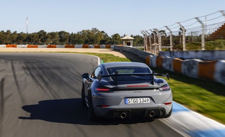 2022 Porsche 718 Cayman GT4 RS (Color: Arctic Grey) Rear Wallpapers 450x275 (116)