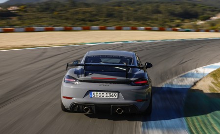 2022 Porsche 718 Cayman GT4 RS (Color: Arctic Grey) Rear Wallpapers 450x275 (108)