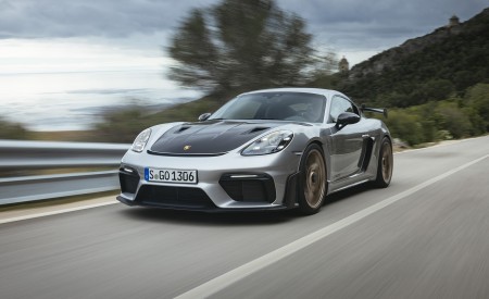 2022 Porsche 718 Cayman GT4 RS (Color: GT Silver Metallic) Front Three-Quarter Wallpapers 450x275 (266)