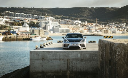 2022 Porsche 718 Cayman GT4 RS (Color: GT Silver Metallic) Front Wallpapers 450x275 (284)