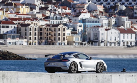 2022 Porsche 718 Cayman GT4 RS (Color: GT Silver Metallic) Rear Three-Quarter Wallpapers 450x275 (289)