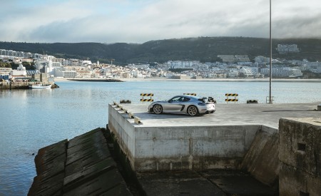 2022 Porsche 718 Cayman GT4 RS (Color: GT Silver Metallic) Side Wallpapers 450x275 (279)