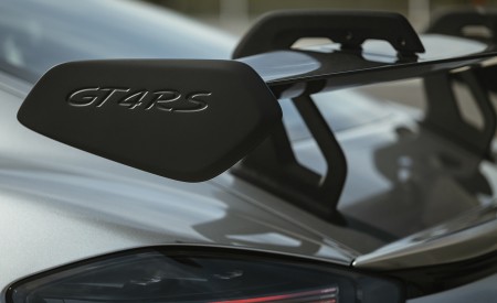 2022 Porsche 718 Cayman GT4 RS (Color: GT Silver Metallic) Spoiler Wallpapers 450x275 (311)